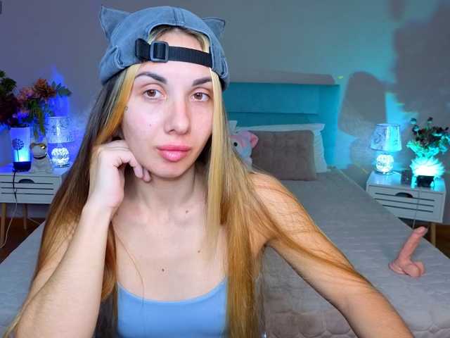 Missameliia live cam