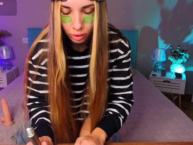 MissAmeliia live cam on BongaCams