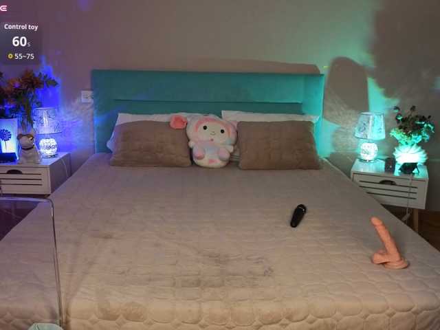 Missameliia live cam