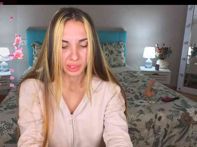 MissAmeliia webcam