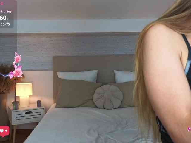 MissAmeliia webcam
