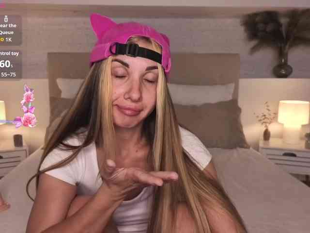 MissAmeliia webcam
