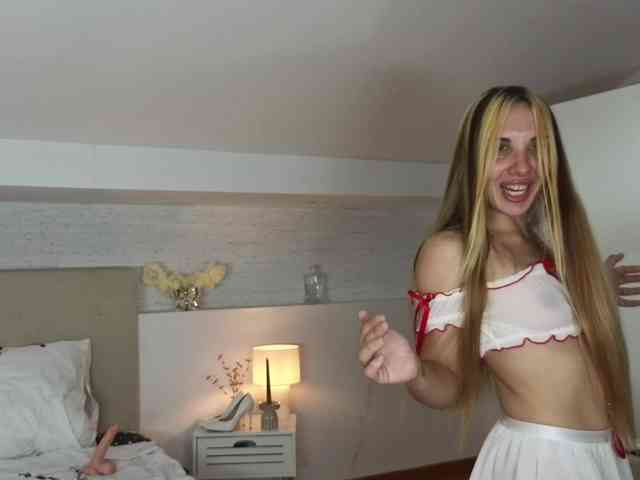 MissAmeliia webcam