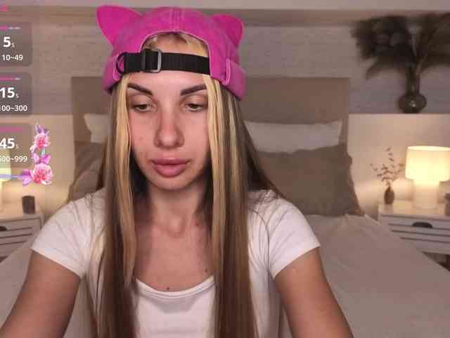 MissAmeliia webcam