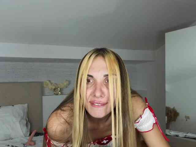 MissAmeliia webcam