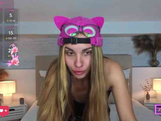 MissAmeliia webcam