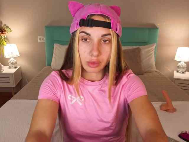 MissAmeliia webcam