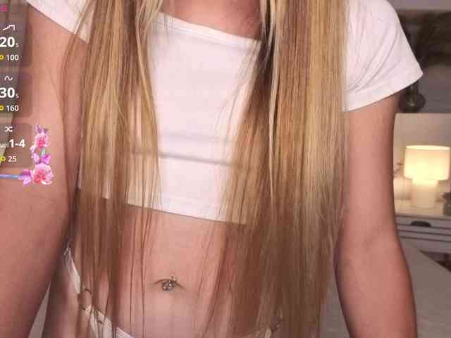 MissAmeliia webcam