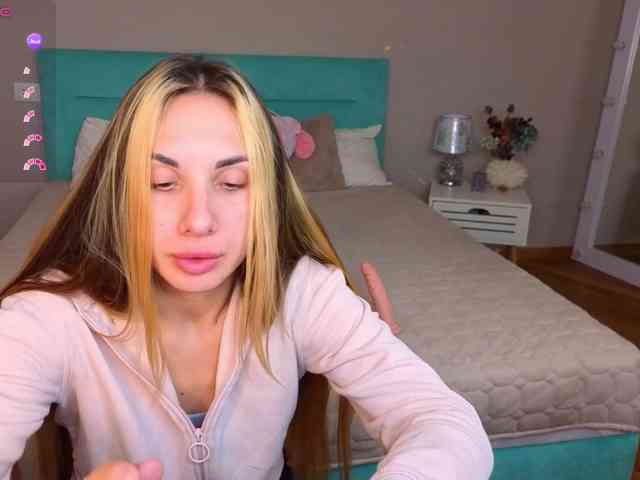 MissAmeliia webcam