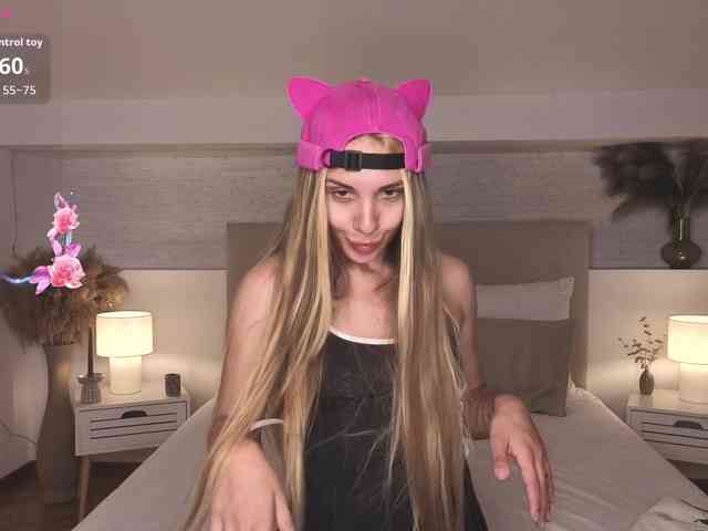 MissAmeliia webcam