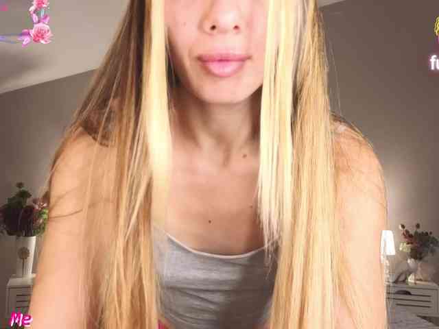 MissAmeliia webcam