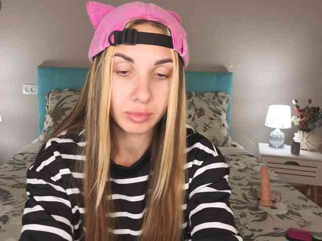 MissAmeliia webcam