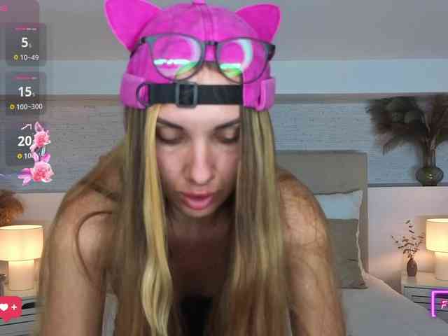 MissAmeliia webcam