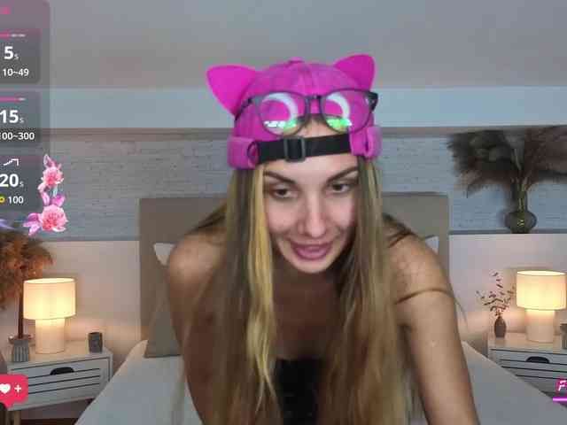 MissAmeliia webcam
