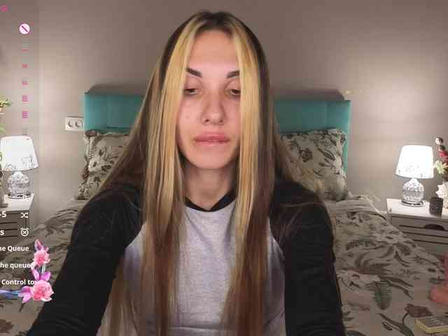 MissAmeliia webcam