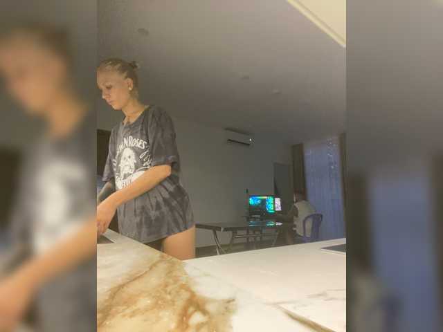 Bubaleh777 live cam on BongaCams
