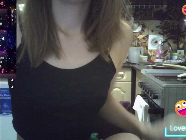 EvaaKisssss