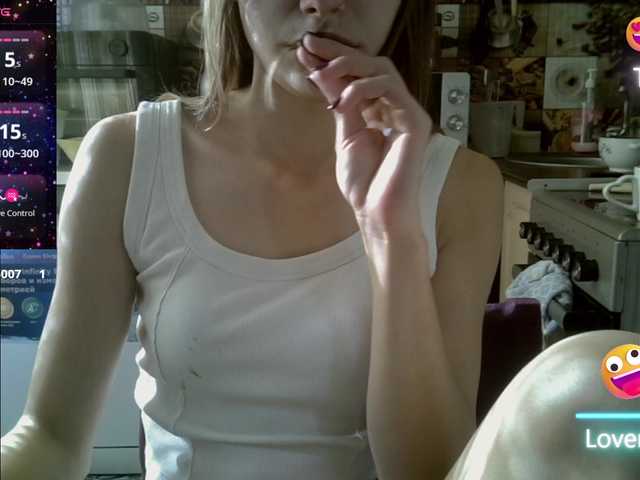 EvaaKisssss