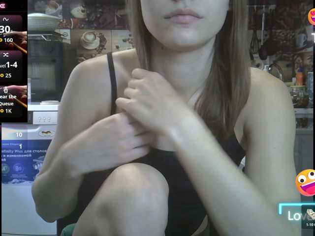 EvaaKisssss live cam on BongaCams