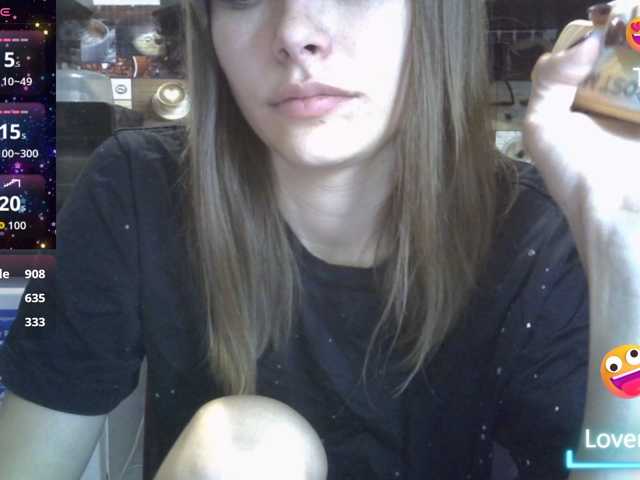 EvaaKisssss