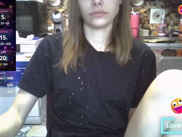 EvaaKisssss live cam on BongaCams