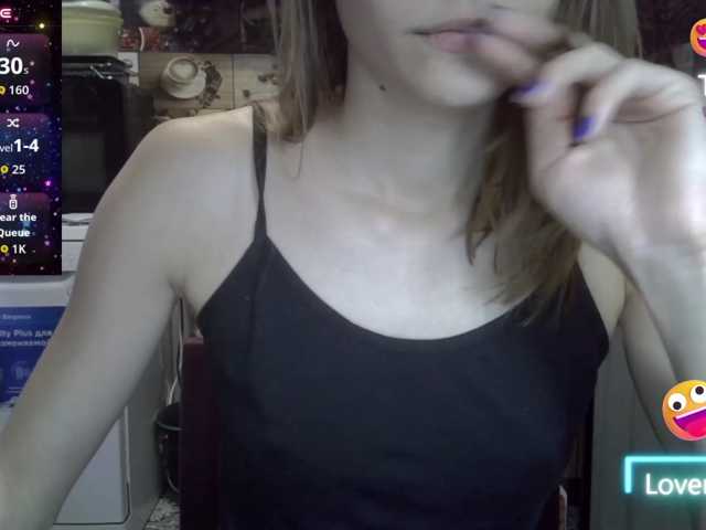 EvaaKisssss live cam on BongaCams