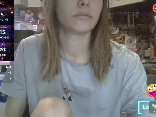 EvaaKisssss live cam on BongaCams
