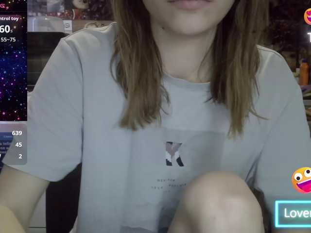 EvaaKisssss live cam on BongaCams