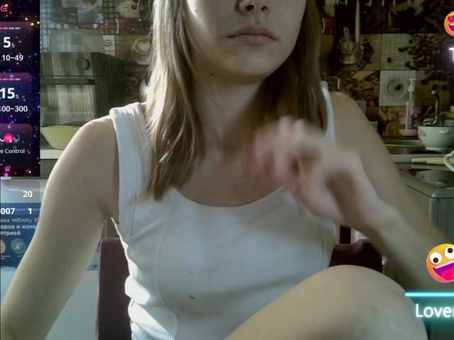 EvaaKisssss