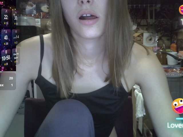 EvaaKisssss
