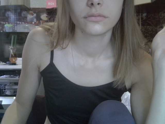 EvaaKisssss live cam on BongaCams