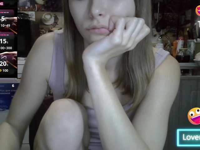 EvaaKisssss live cam on BongaCams