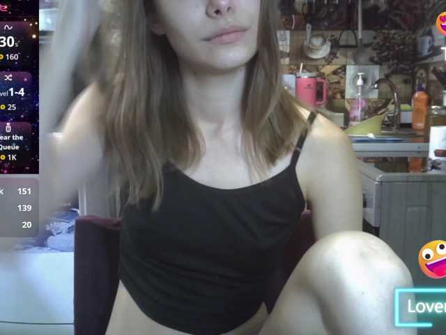 EvaaKisssss, live now on BongaCams