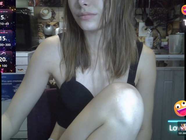 EvaaKisssss live cam on BongaCams