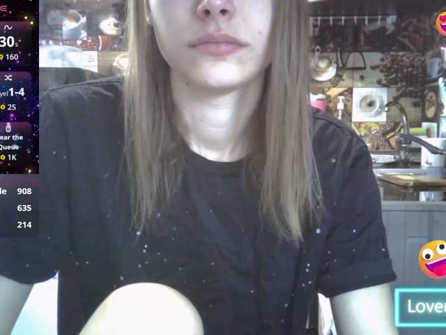 EvaaKisssss live cam on BongaCams