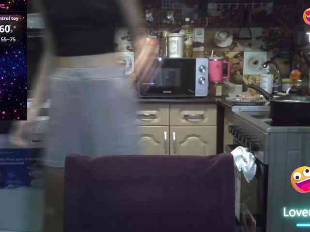 EvaaKisssss