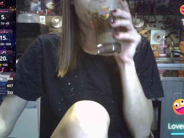EvaaKisssss