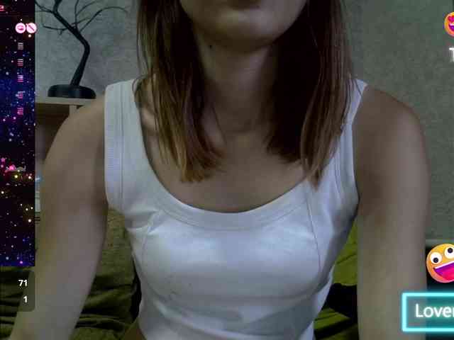 EvaaKisssss webcam