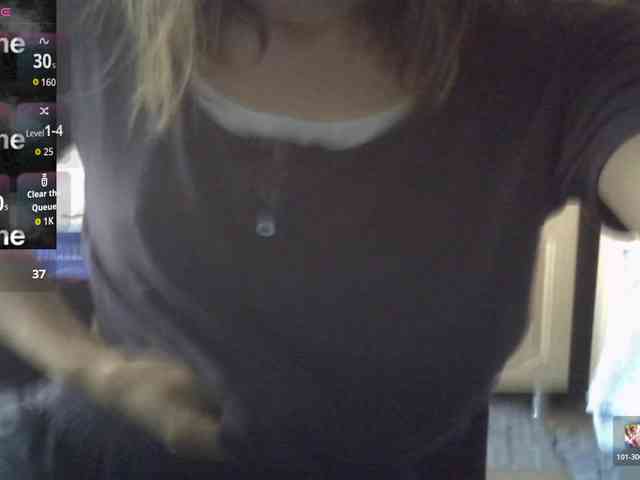EvaaKisssss webcam