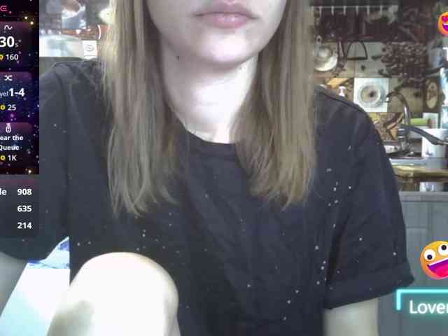 EvaaKisssss webcam