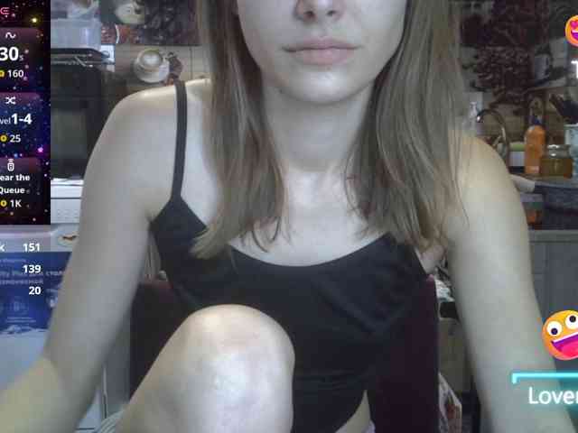 EvaaKisssss webcam