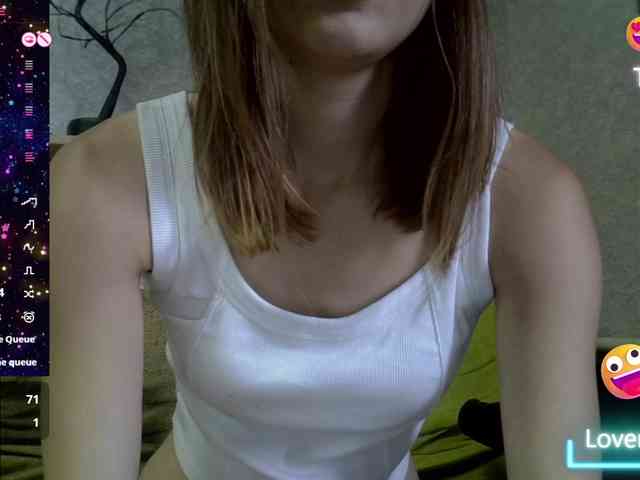 EvaaKisssss webcam