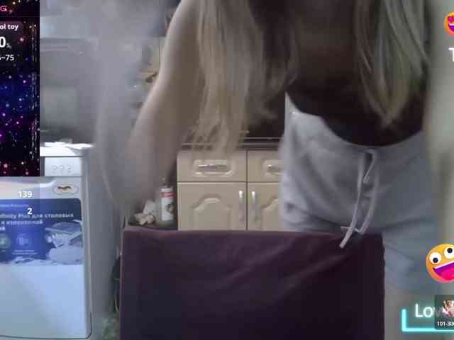 EvaaKisssss webcam