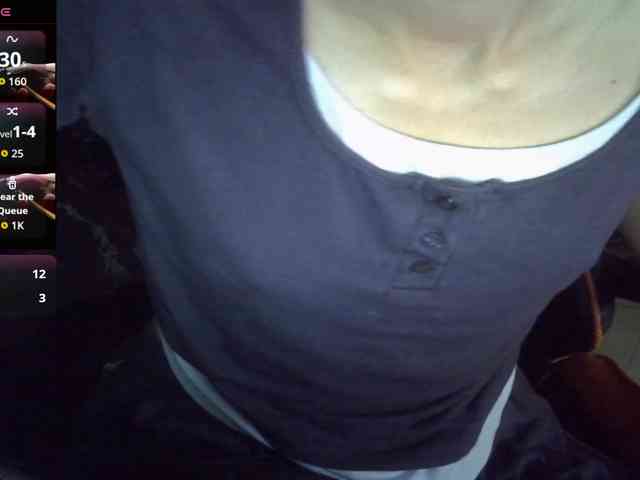 EvaaKisssss webcam
