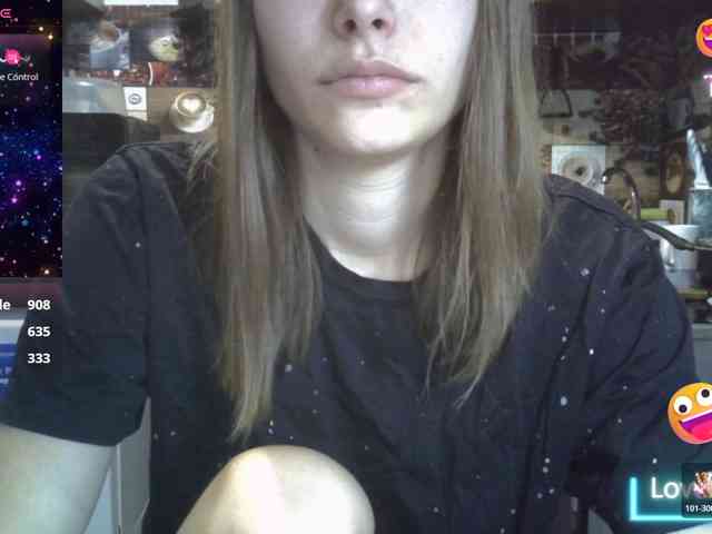 EvaaKisssss webcam