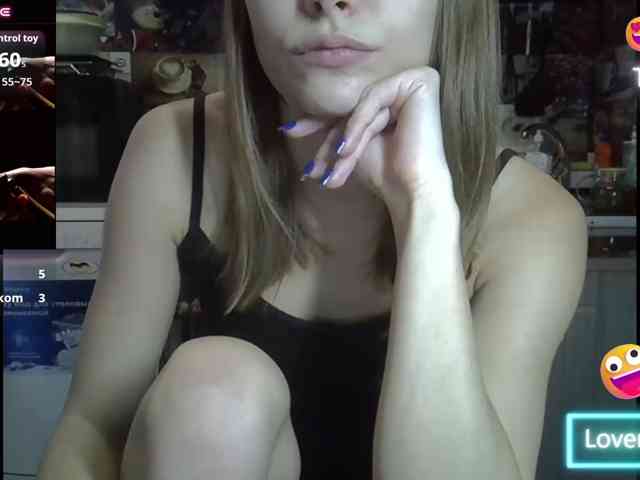 EvaaKisssss