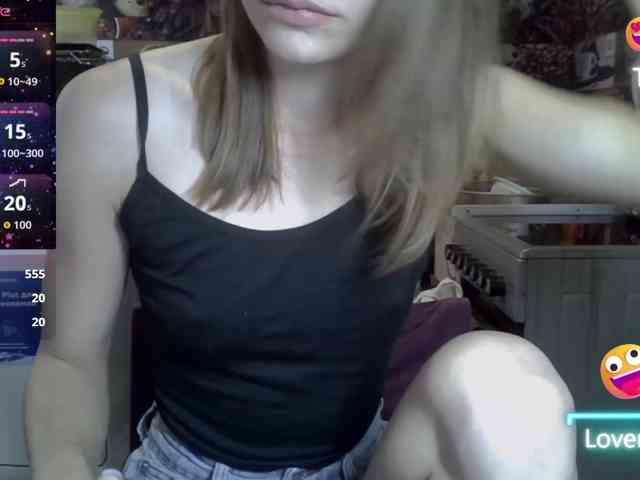 EvaaKisssss