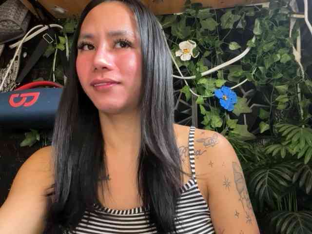 hottyrica Live Webcam on BongaCams
