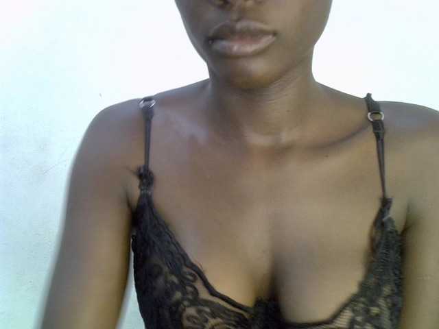 Mimikiss2, 22 y/o - Live Cam on BongaCams