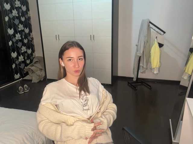 PricillaScrape live cam on BongaCams